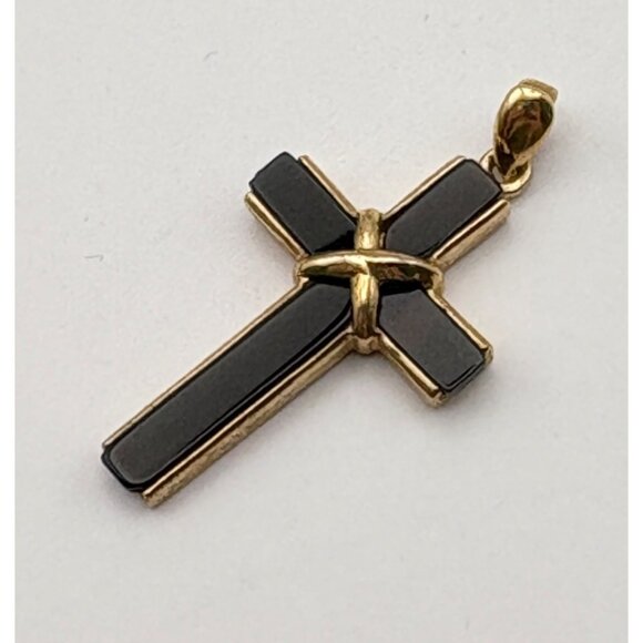 Vintage Black Inlay Cross Pendant Charm Gold Tone Religious Christian Jewelry - Picture 4 of 6